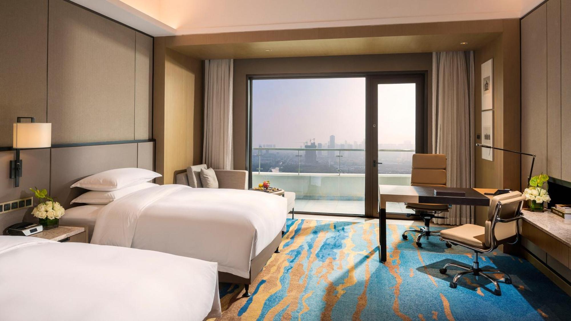 Intercontinental Wuhan By Ihg - Yangtze River View מראה חיצוני תמונה